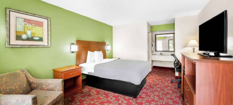 品质酒店-塞尔玛-史密斯菲尔德(Quality Inn Selma - Smithfield)图片