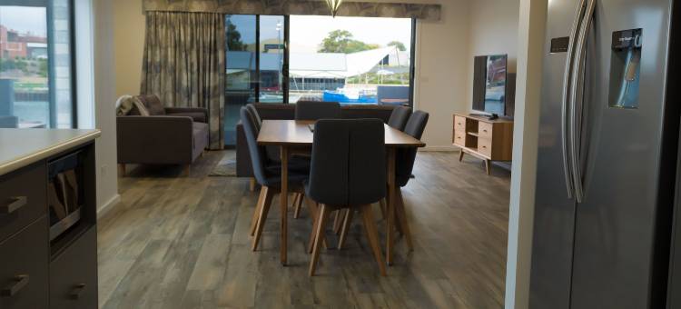 阿尔弗斯通水滨公寓酒店(Ulverstone Waterfront Apartments)图片