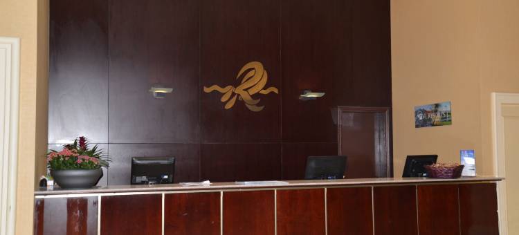 罗斯代尔公寓(Rosedale Condominiums)图片