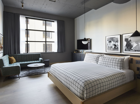 菲尔特俱乐部酒店