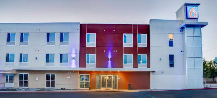 Motel 6高地，加利福尼亚州 - 东圣伯纳迪诺(Motel 6 Highland, CA – San Bernardino – East)图片