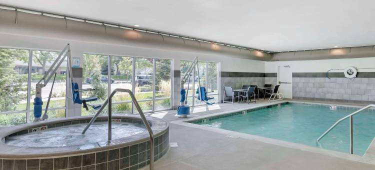 胡椒树南帕市政中心贝斯特韦斯特优质酒店(Best Western Plus Peppertree Nampa Civic Center Inn)图片