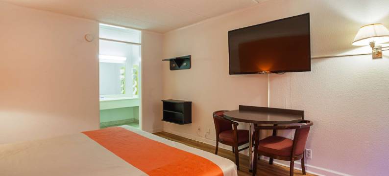 乔治亚州提夫顿6号汽车旅馆(Motel 6 Tifton, GA)图片