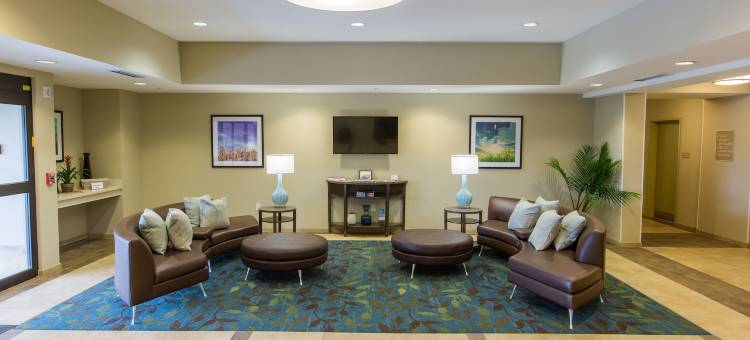 奥佛兰公园Candlewood Suites(Candlewood Suites Overland Park - W 135TH ST.)图片