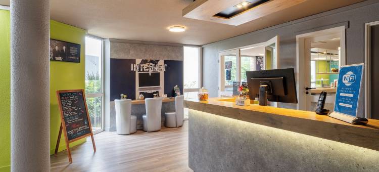 宜必思快捷雷恩尚特皮 - 装修酒店(Ibis Budget Rennes Chantepie - Hôtel rénové)图片