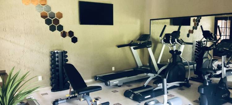 墨西哥韦拉克鲁斯科尔多瓦拉菲尔家庭度假别墅酒店(Villas Layfer, Córdoba, Veracruz, Mexico)图片