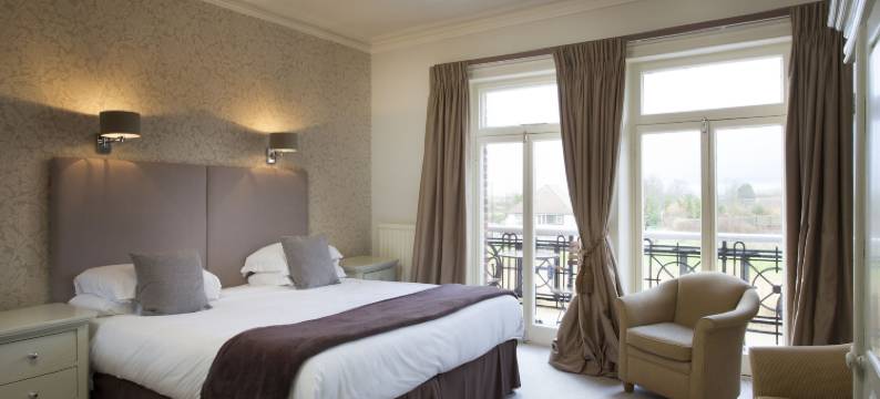 牧羊人尼姆贝尔酒店(The Bell Hotel)图片