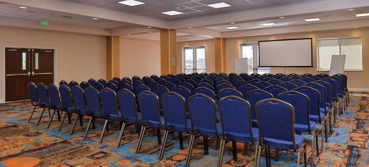 伍德兰德萨克拉门托机场万豪万枫酒店(Fairfield Inn & Suites Sacramento Airport Woodland)图片