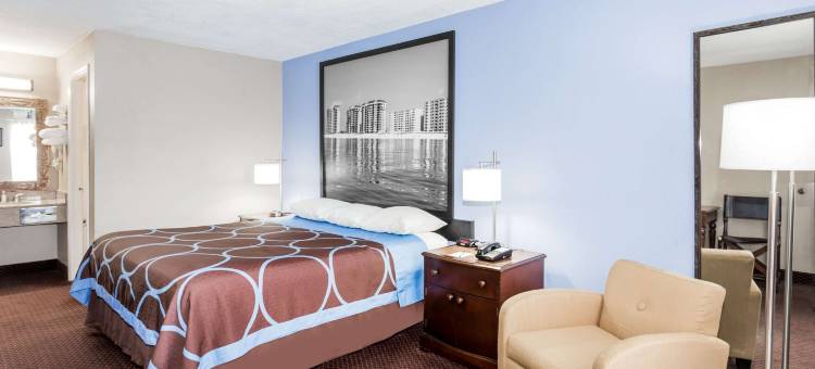 弗利速8酒店(Super 8 by Wyndham Foley)图片