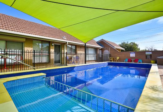 Mildura Holiday Villas Hotel Overview