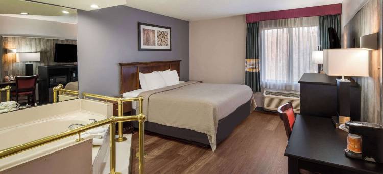 辛辛那提 I-275 凯艺套房酒店(Quality Inn & Suites Cincinnati I-275)图片