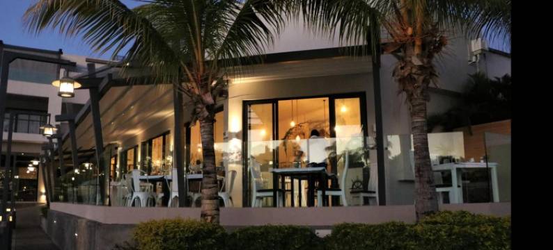 两床豪华马林公寓无瑕(Immaculate Two Beds Luxury Marina Apartment)图片