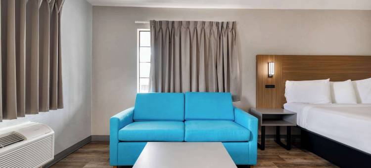 圣塔安那6号汽车旅馆(Motel 6 Santa Ana, CA)图片