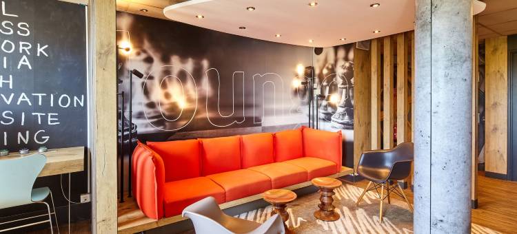 凡尔赛宫勒谢奈 B&B 酒店(B&B Hotel Versailles le Chesnay)图片