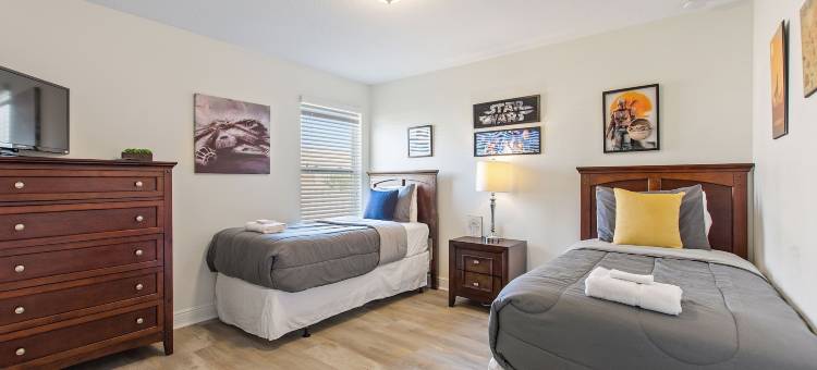 在Solterra度假村的Leslies Retreat 6卧室家庭(Leslies Retreat at Solterra Resort 6 Bedroom Home)图片