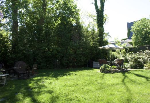 Queen Regent Hotel Overview