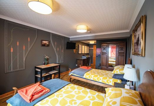 Burnside Cottage Hotel Overview