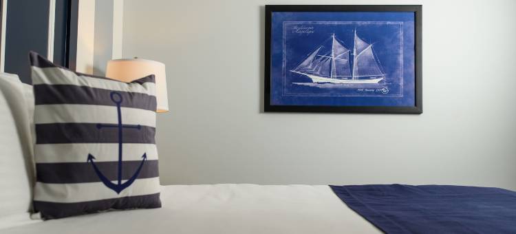 马克尔 8 号滨海酒店(Marker 8 Hotel and Marina)图片