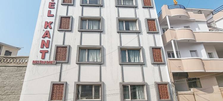 坎特酒店 by GoHotels - 靠近什里德瓦卡迪什寺(Hotel Kant by GoHotels - Near Shree Dwarkadhish Temple)图片