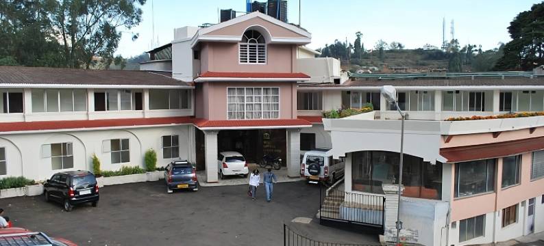 蓝宝石花园景观酒店(Hotel Sapphire Garden View)图片