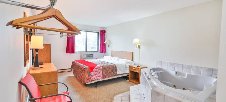 OYO Hotel Pipestone MN, 坎特伯雷公园(OYO Hotel Pipestone MN, Canterbury Park)图片