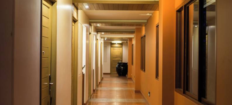 华欣艾瑞斯特酒店(Ayrest Hua Hin Hotel)图片