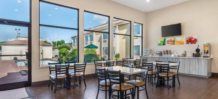 西艾西维尔凯艺酒店(Quality Inn West of Asheville)图片