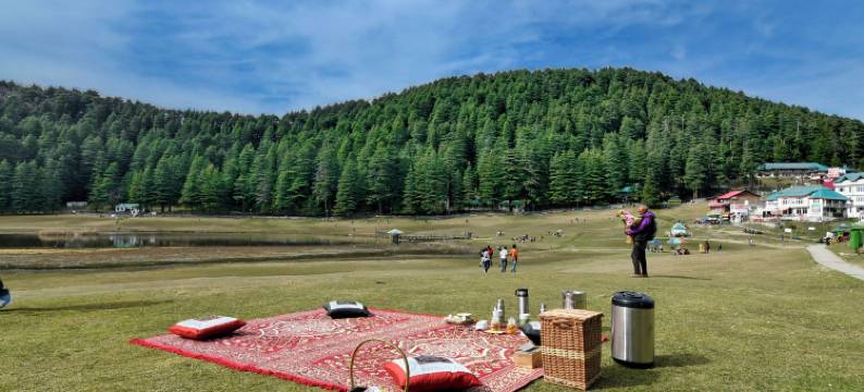 布里吉别墅(Brij Villa, Dalhousie - A Colonial Luxury Retreat)图片