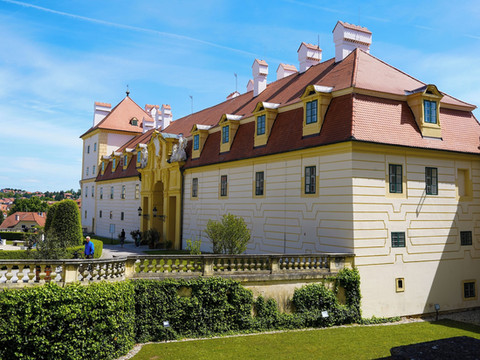 瓦尔季采安东弗洛里安城堡酒店