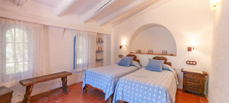 Villa in Spain near Costa Brava图片