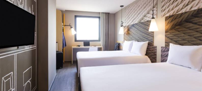 宜必思提华纳河区酒店(Ibis Tijuana Zona Rio)图片