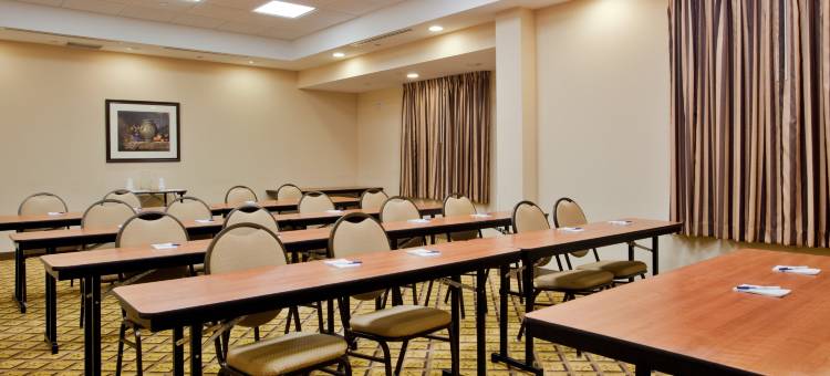 Candlewood Suites 诺福克国际机场 by IHG(Candlewood Suites Norfolk Airport by IHG)图片