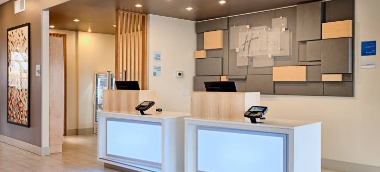 塞勒姆北凯泽尔智选假日套房酒店(Holiday Inn Express & Suites Salem North - Keizer)图片