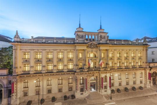 卡羅四世德迪卡酒店-傲途格精選