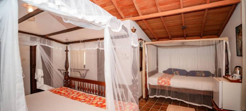 海浪海滩木屋(The Waves Beach Chalets)图片