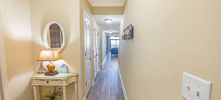 Ocean Views and Amazing Amenities - Exquisite Beachfront Oasis图片