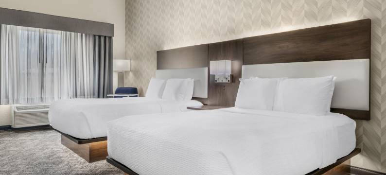 贝斯特韦斯特优质公园旁套房优质酒店(Best Western Plus Parkside Inn  Suites)图片