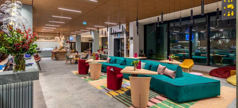 弗罗茨瓦夫机场希尔顿欢朋酒店(Hampton by Hilton Wroclaw Airport)图片