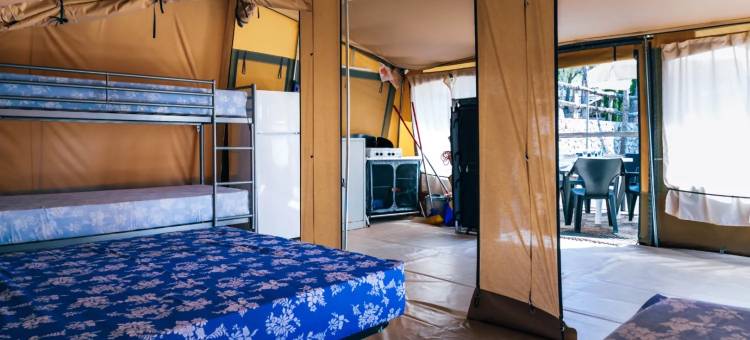 卡斯特尔蒙特格里露营地(Camping Castell Montgri)图片