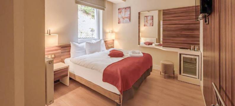 施瓦茨巴赫塔尔双人房森林山景(Schwarzbachtal Double Room Forest Mountain View)图片