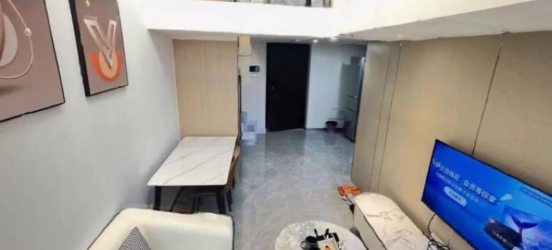 深圳新诚德公寓(龙光玖龙台蓝鲸世界店)图片