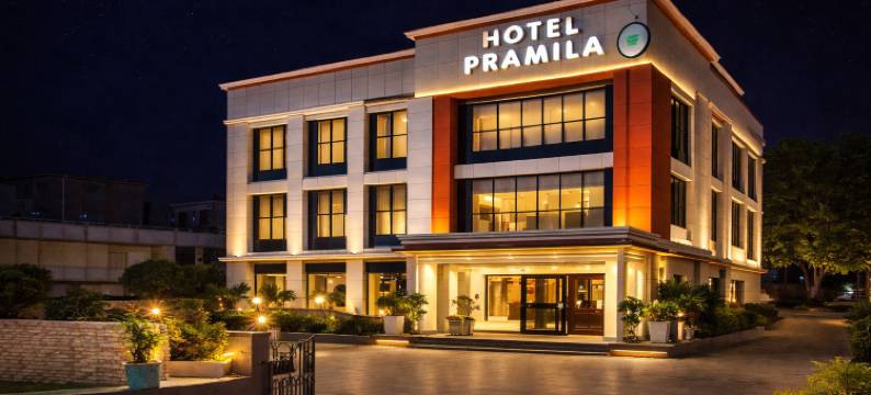 普拉米拉·酒店(FabHotel Pramila Inn)图片