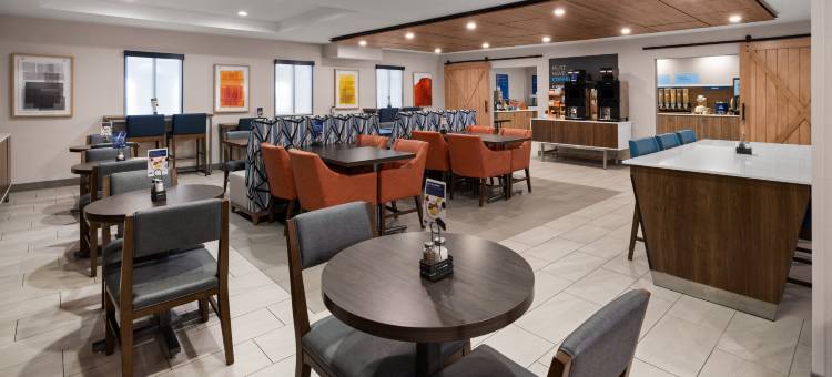Holiday Inn Express 雪城，展览会场(Holiday Inn Express SYRACUSE-FAIRGROUNDS by IHG)图片
