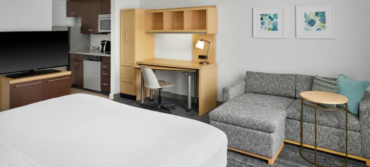 劳伦斯市中心TownePlace Suites酒店(TownePlace Suites Lawrence Downtown)图片