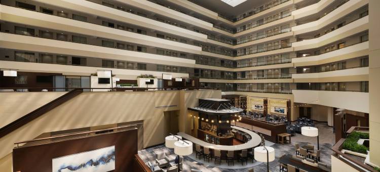 底特律特洛伊奥本山希尔顿大使套房酒店(Embassy Suites by Hilton Detroit Troy Auburn Hills)图片
