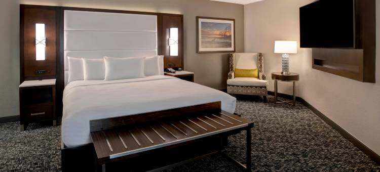 埃姆布里奇酒店集团俄克拉何马城塔楼酒店(Embassy Suites by Hilton Oklahoma City Northwest)图片