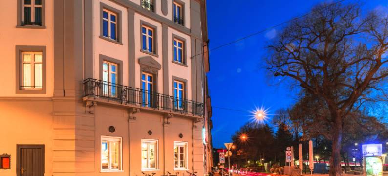 雷斯利莱蒂餐厅酒店(Hotel Resslirytti)图片