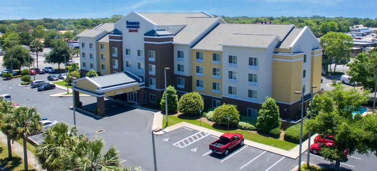 华尔顿堡海滩-埃格林空军基地万枫酒店(Fairfield Inn & Suites Fort Walton Beach-Eglin AFB)图片