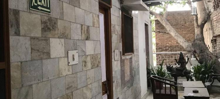 黑尔罗摩旅馆(Super Hotel O Hare Rama Guest House)图片