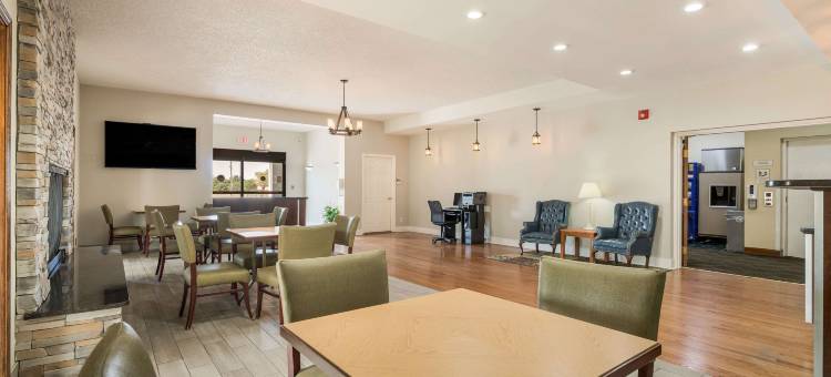 塔尔萨中心凯艺酒店(Quality Inn Tulsa Central)图片